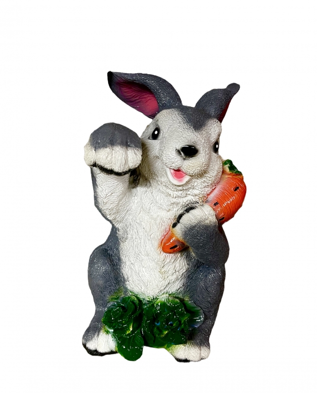 Заяц с морковкой(большой)
